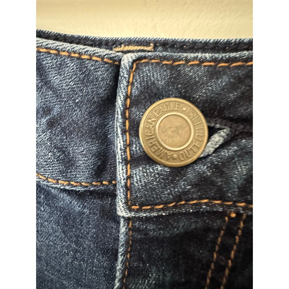 American Eagle Dark Wash Denim Shorts Women’s Size 6 - Picture 9 of 10